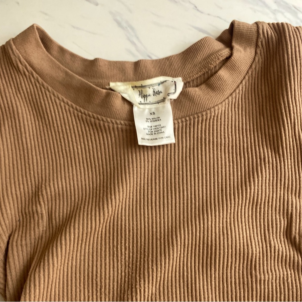 snug small brown tee!